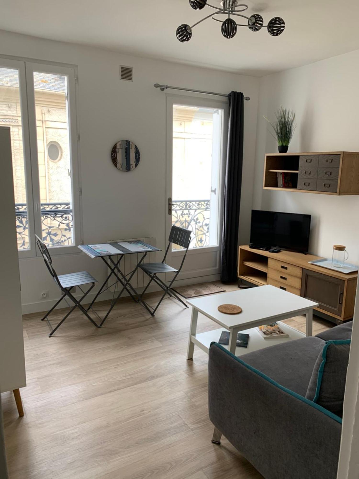Les Parasols De Trouville Apartman Kültér fotó