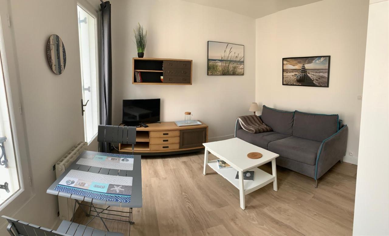 Les Parasols De Trouville Apartman Kültér fotó